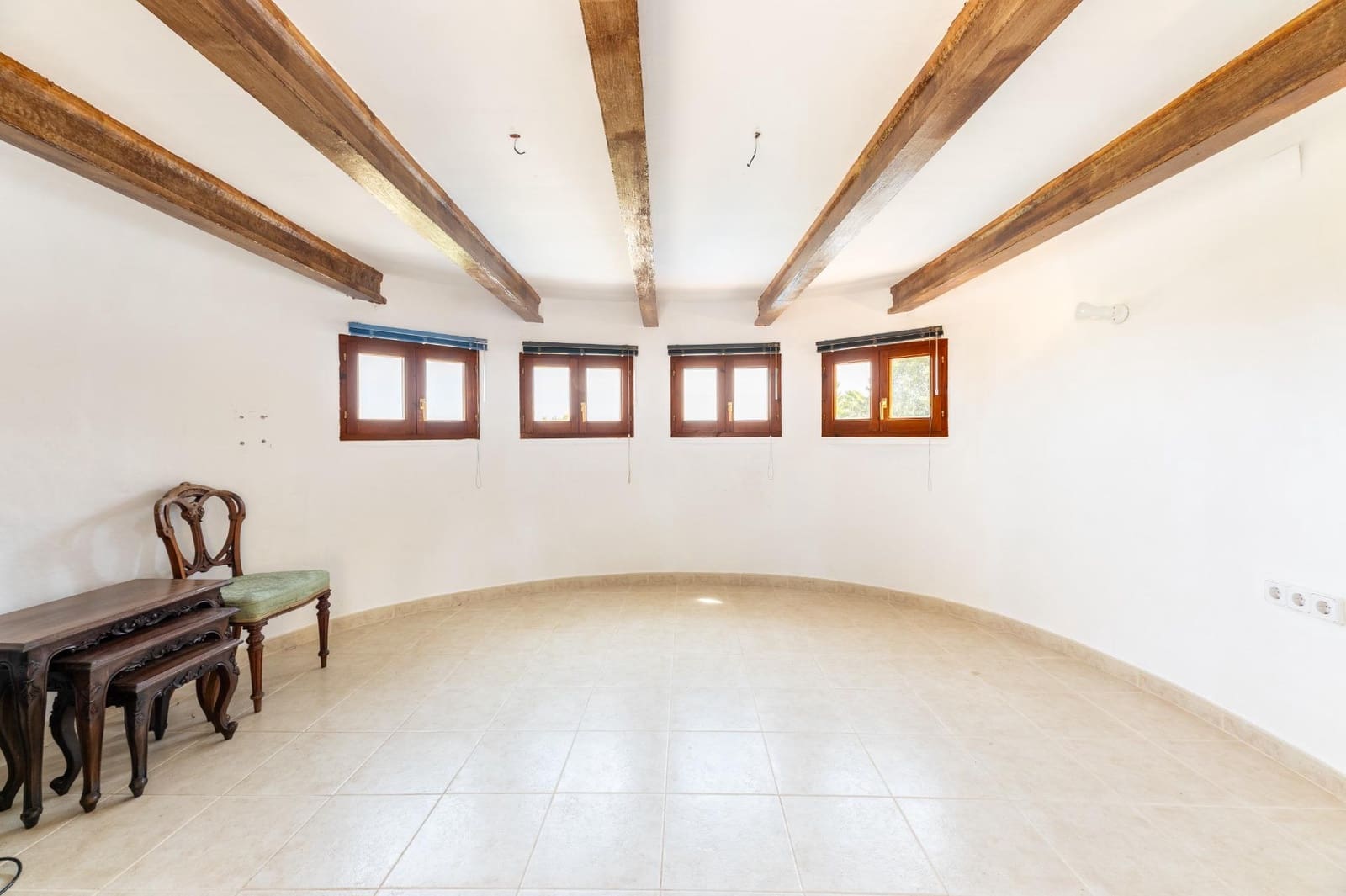 4 bedroom Villa for sale in Calpe / Calp with pool garage - € 620,000 (Ref: 9297080)