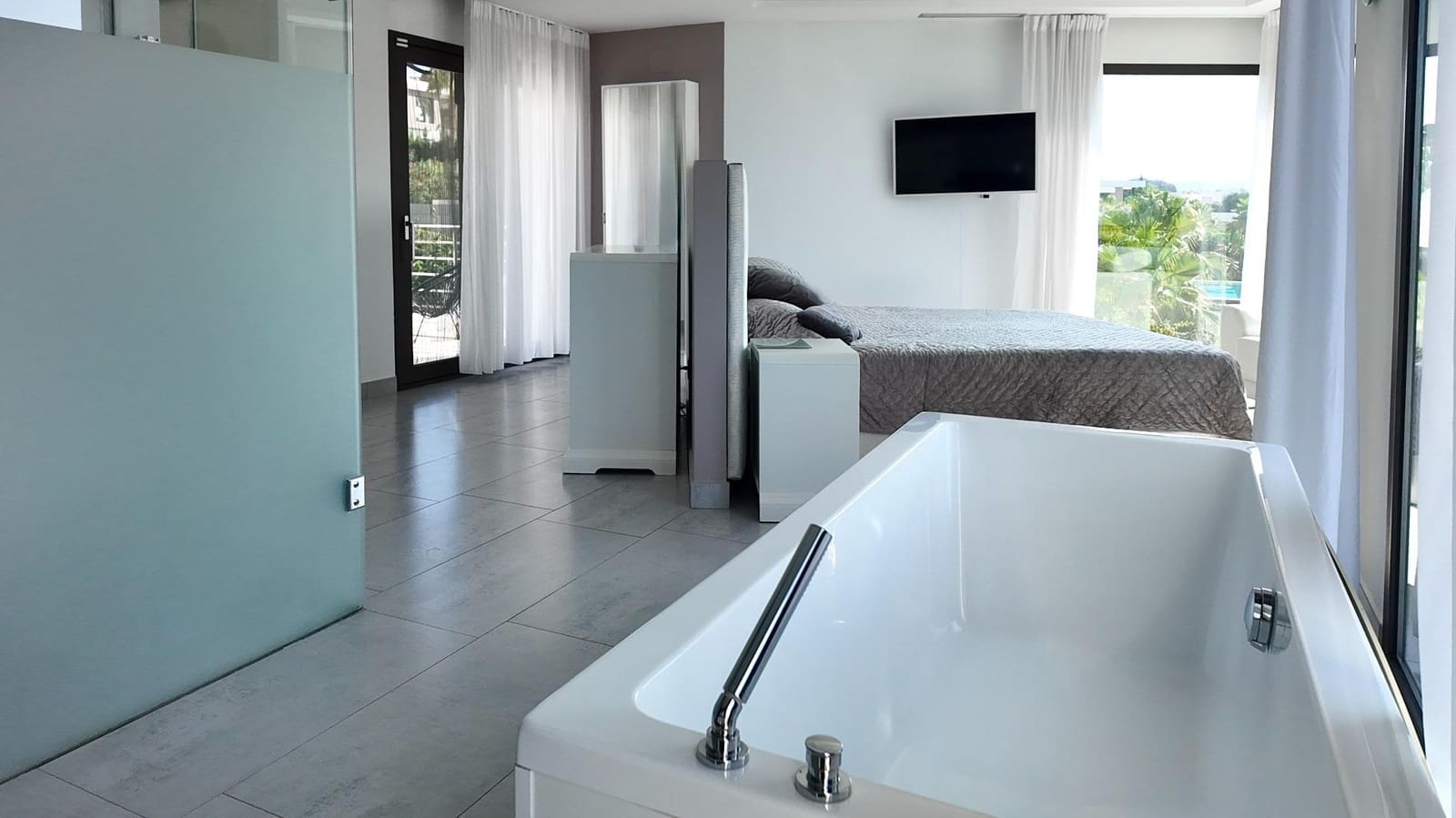 5 bedroom Villa for sale in Javea / Xabia with pool garage - € 2,350,000 (Ref: 9322630)