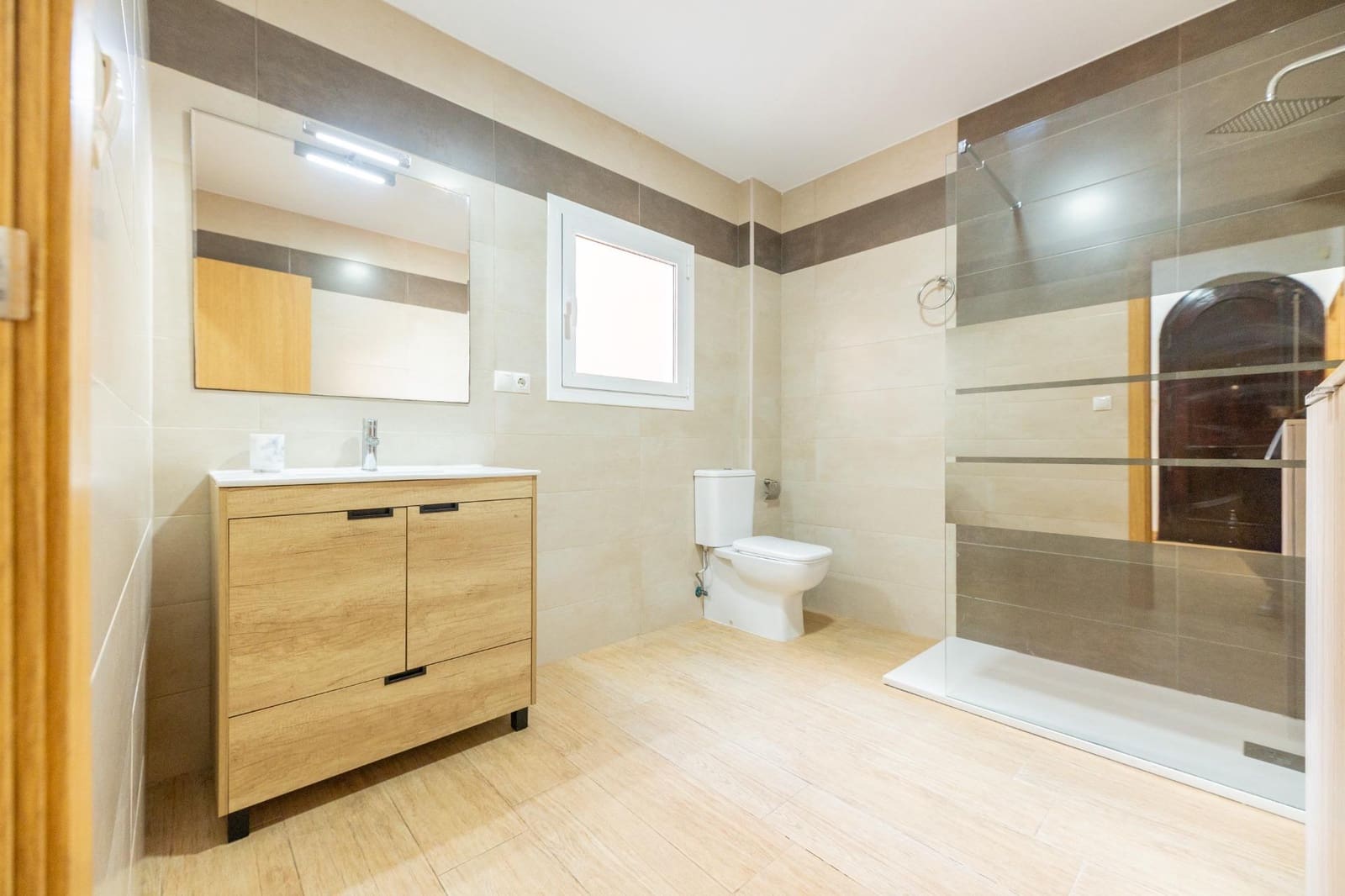 4 bedroom Flat for sale in Valencia city - € 599,000 (Ref: 9326660)