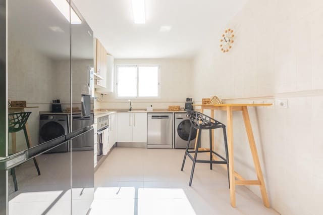 Chalet de 4 habitaciones en Torrent en venta - 298.000 € (Ref: 9326661)