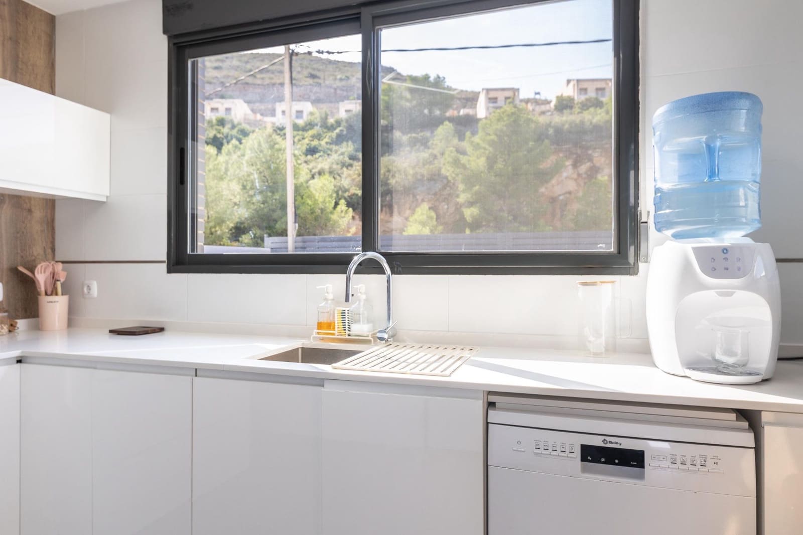 5 soveværelse Villa til salg i Chiva med swimmingpool garage - € 475.000 (Ref: 9335266)