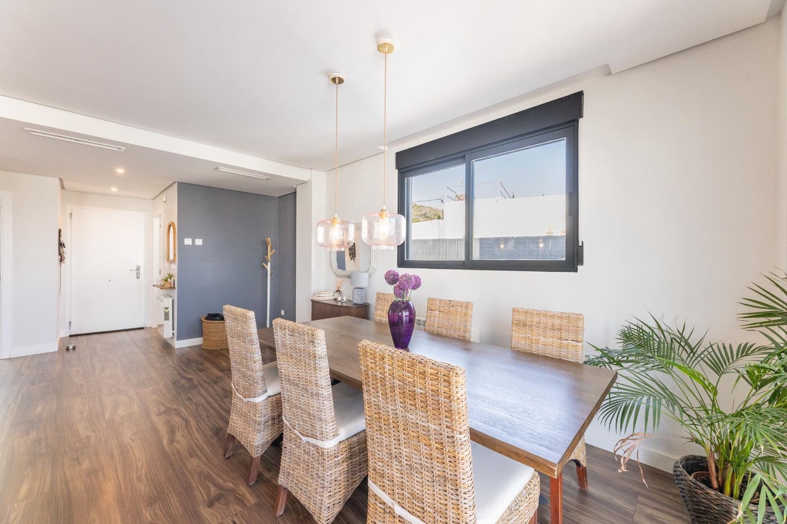 5 soveværelse Villa til salg i Chiva med swimmingpool garage - € 475.000 (Ref: 9335266)