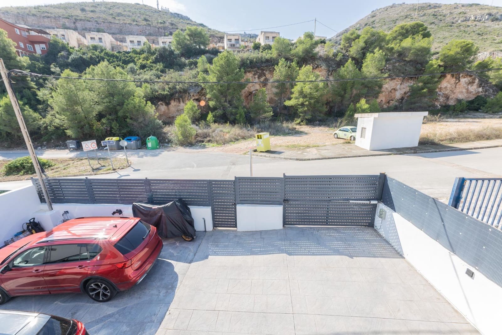 5 soveværelse Villa til salg i Chiva med swimmingpool garage - € 475.000 (Ref: 9335266)