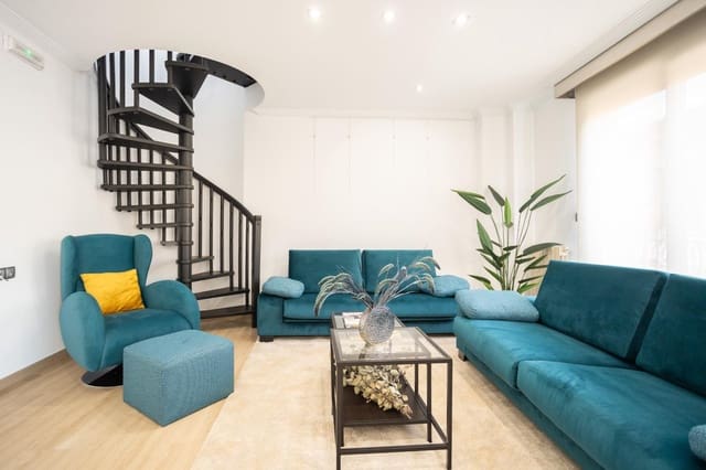 4 bedroom Townhouse for sale in Paiporta - € 650,000 (Ref: 9347671)