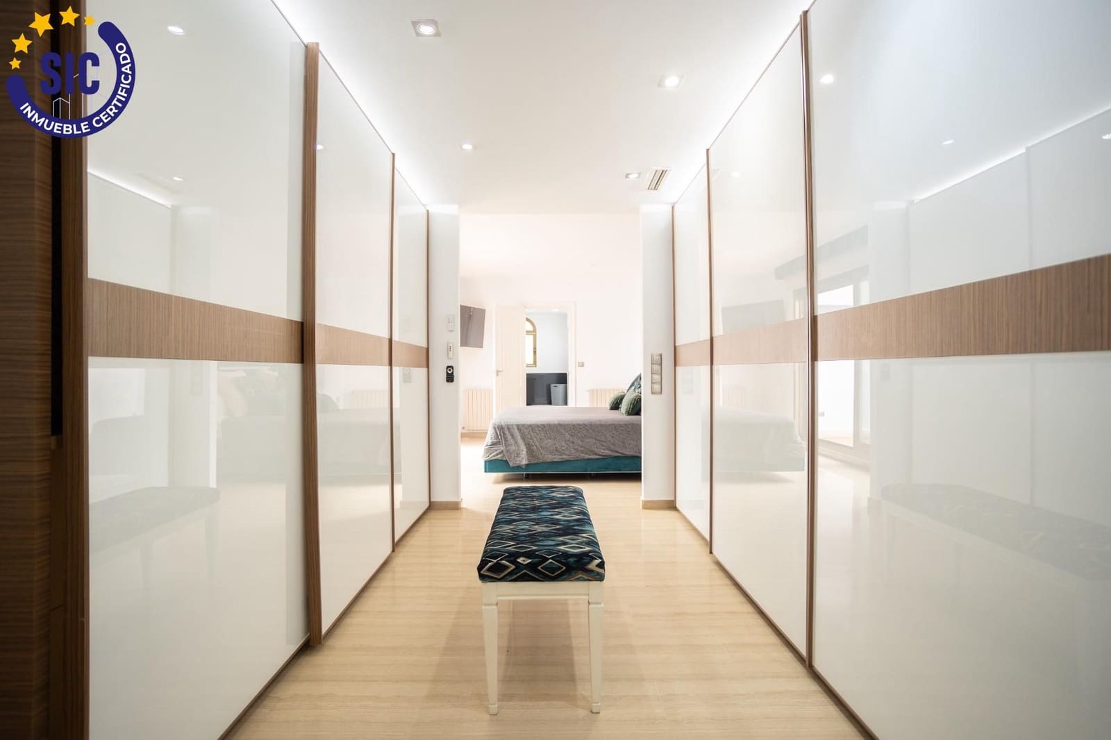 4 makuuhuone Omakotitalo myytävänä paikassa Paiporta - 650 000 € (Ref: 9347671)