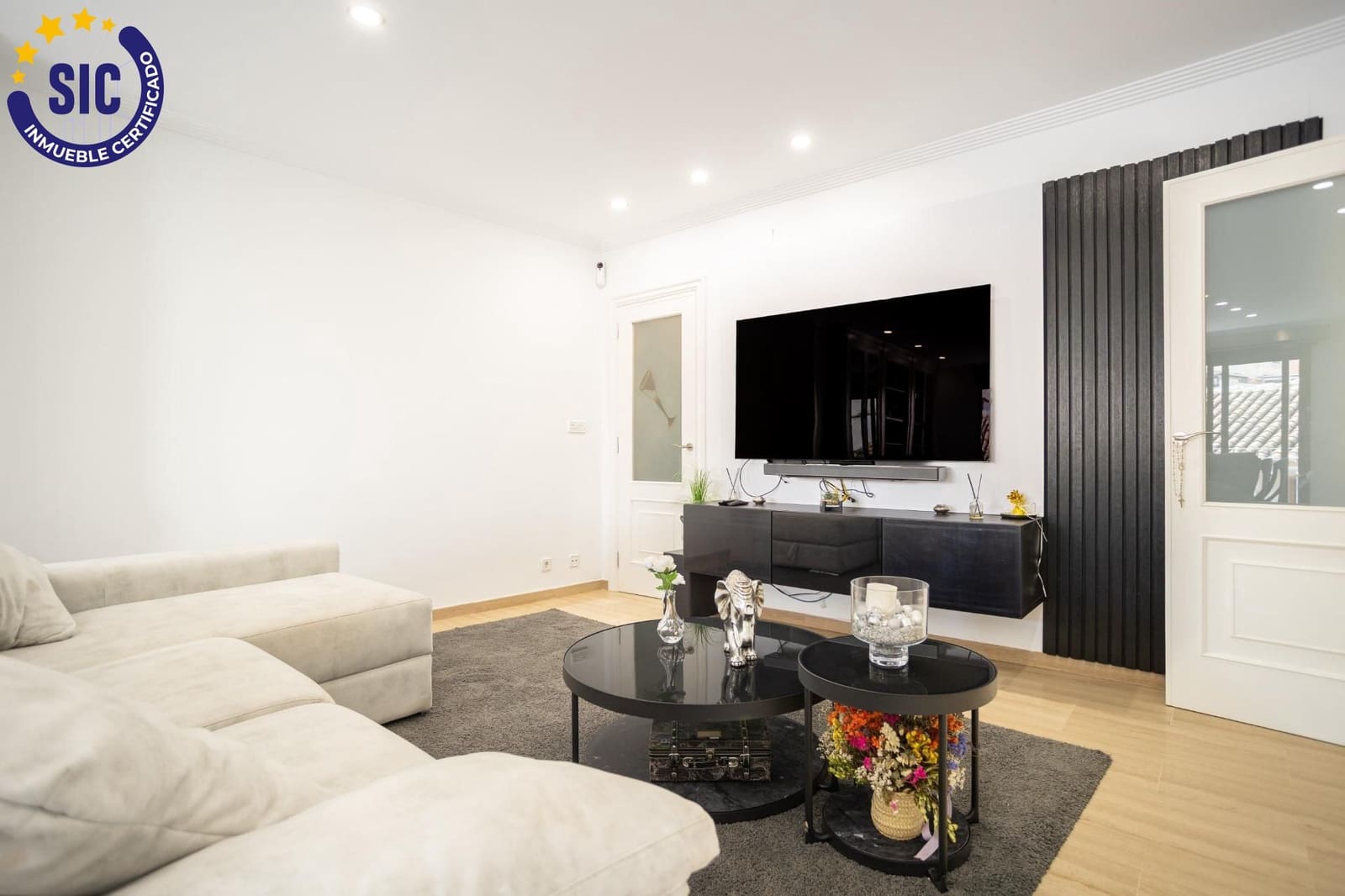 4 makuuhuone Omakotitalo myytävänä paikassa Paiporta - 650 000 € (Ref: 9347671)