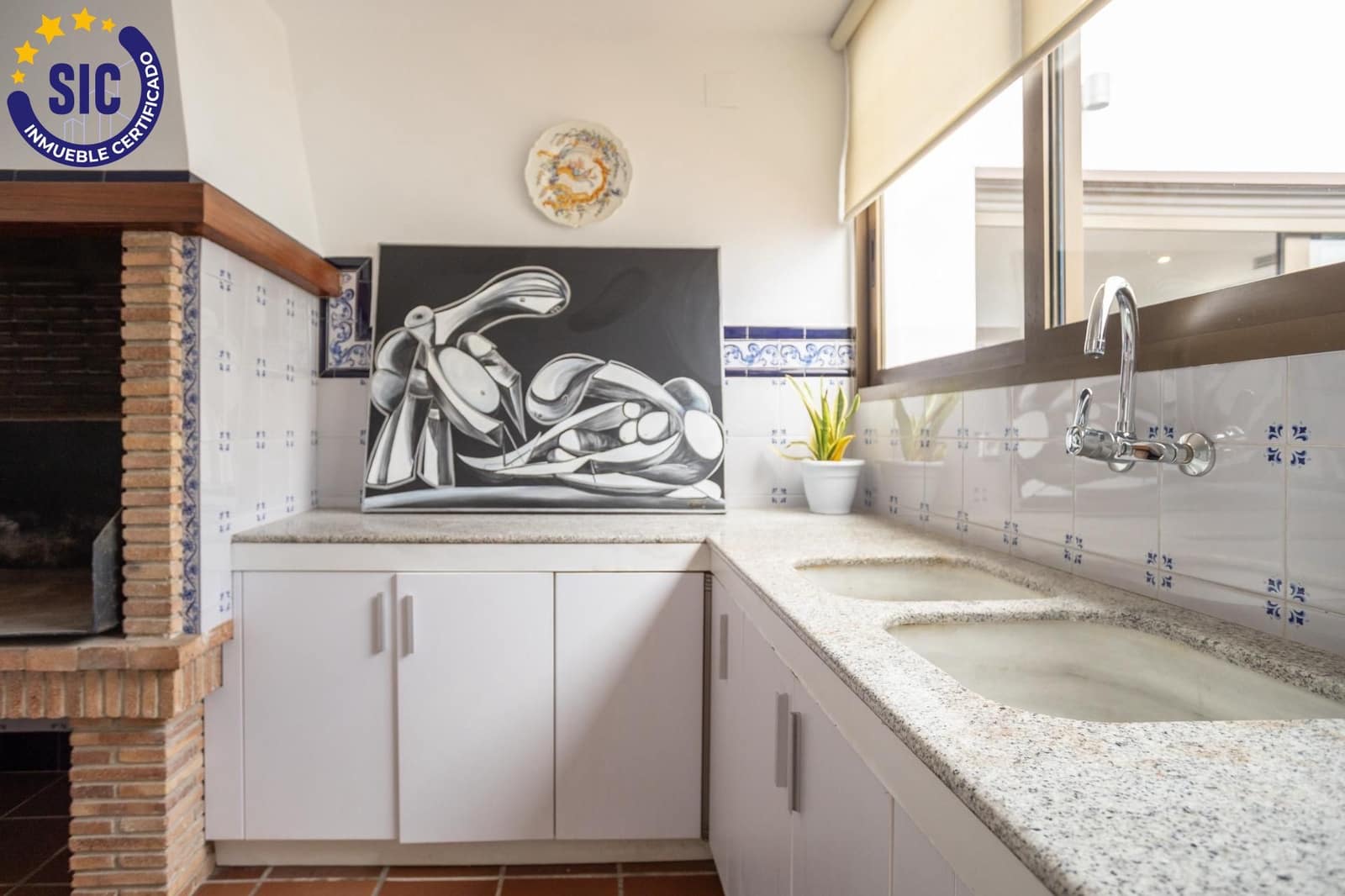 4 makuuhuone Omakotitalo myytävänä paikassa Paiporta - 650 000 € (Ref: 9347671)