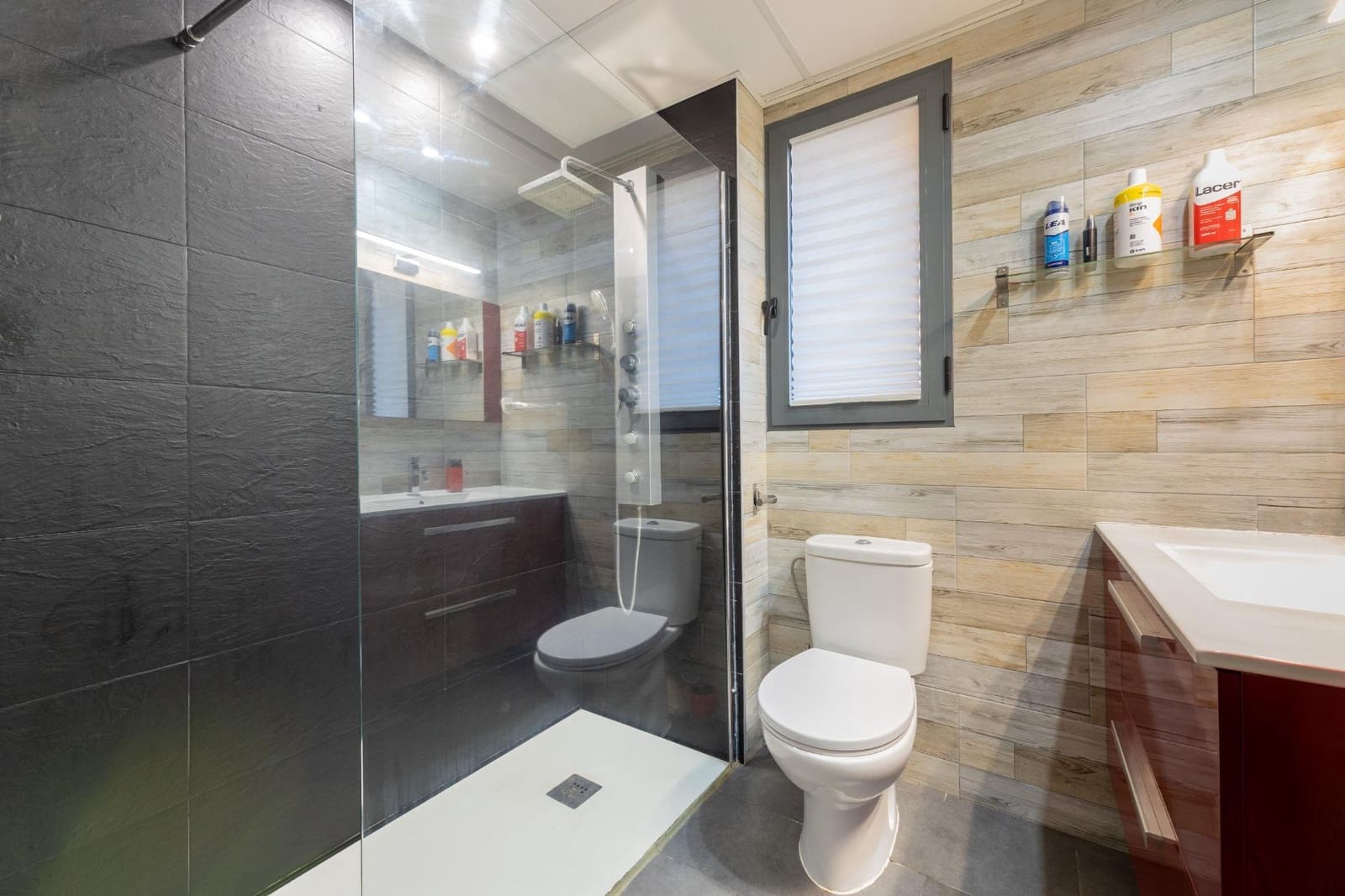 2 bedroom Flat for sale in Chiva with pool garage - € 267,000 (Ref: 9379303)