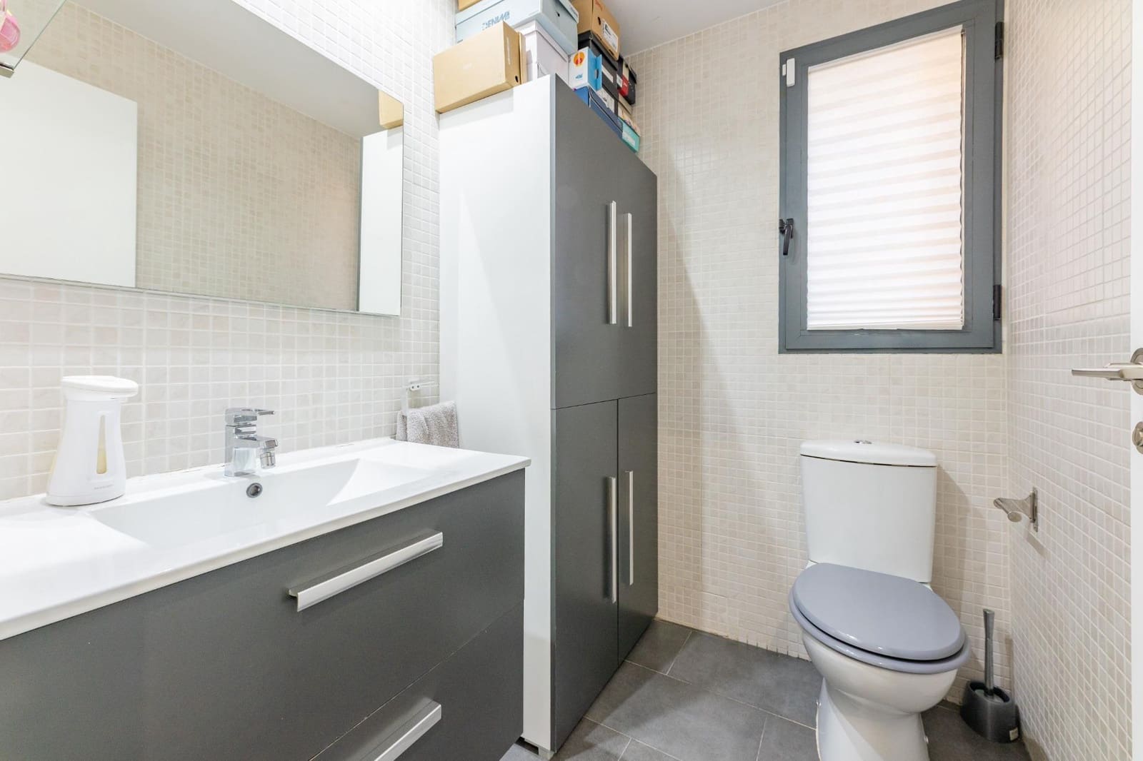 2 bedroom Flat for sale in Chiva with pool garage - € 267,000 (Ref: 9379303)