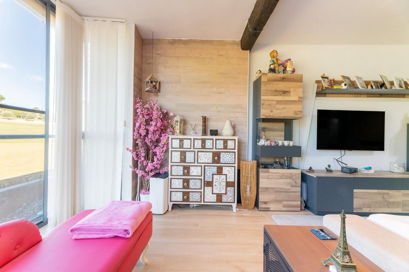 2 bedroom Flat for sale in Chiva with pool garage - € 267,000 (Ref: 9379303)