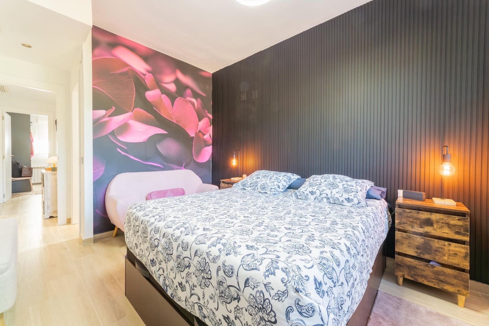 2 bedroom Flat for sale in Chiva with pool garage - € 267,000 (Ref: 9379303)