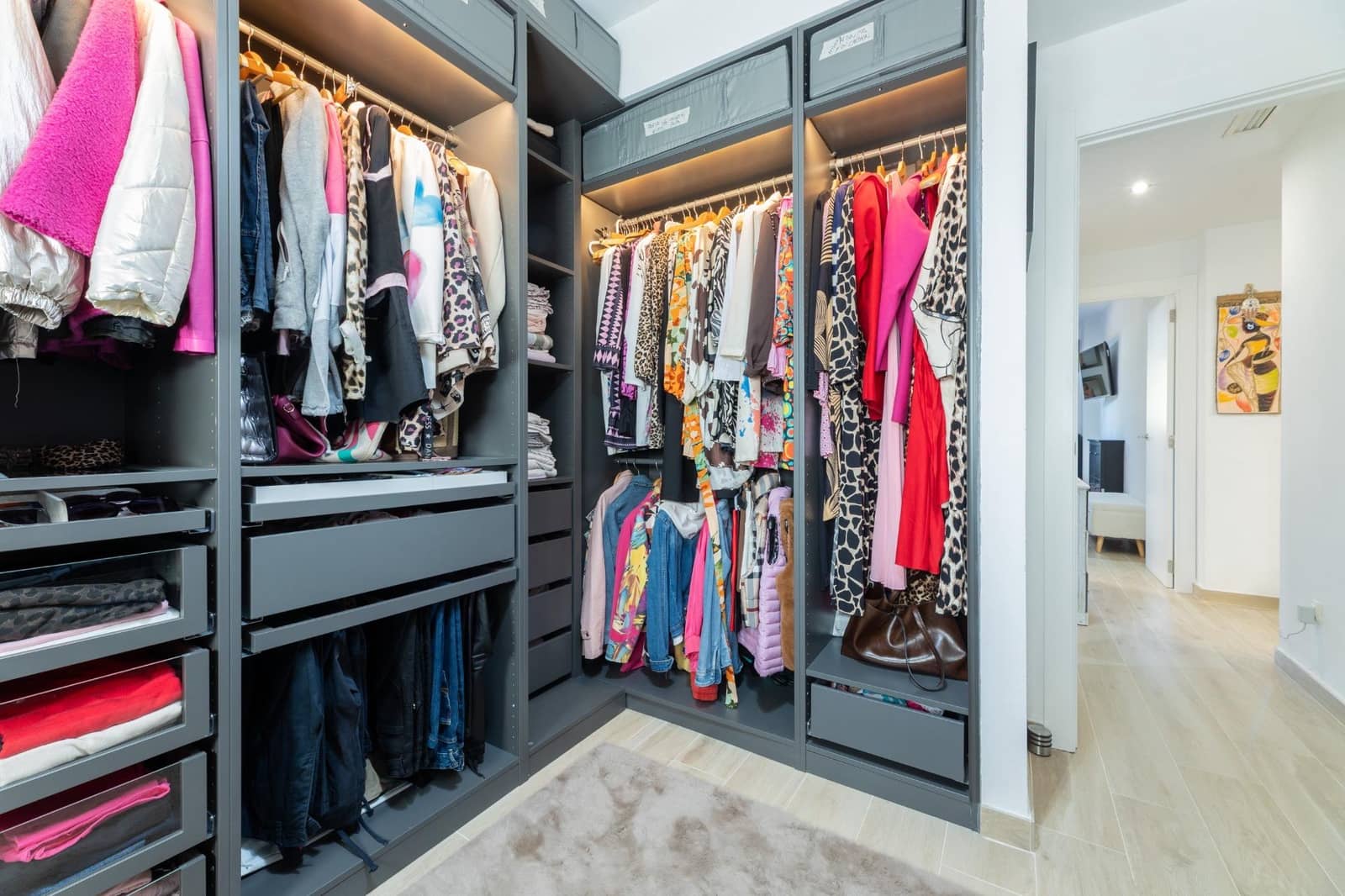 2 bedroom Flat for sale in Chiva with pool garage - € 267,000 (Ref: 9379303)