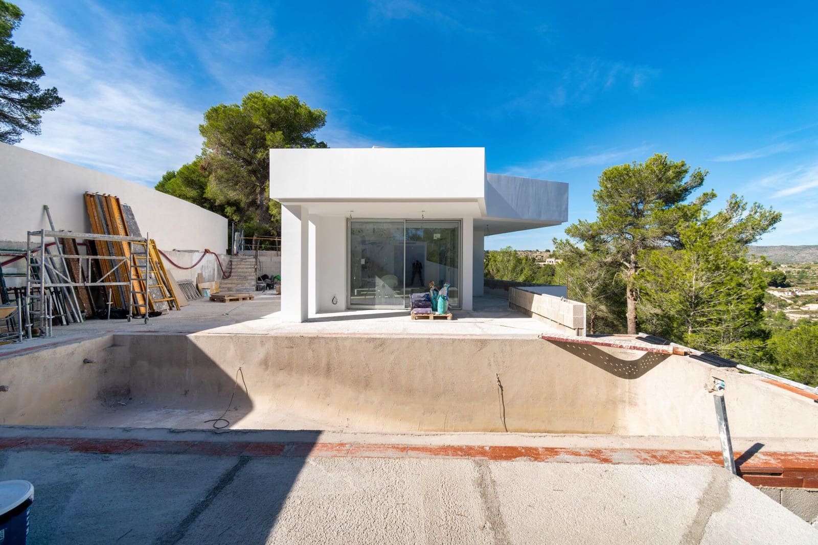 3 soveværelse Villa til salg i Moraira med swimmingpool - € 1.095.000 (Ref: 9388381)