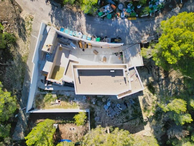 3 soveværelse Villa til salg i Moraira, Teulada-Moraira med swimmingpool - € 1.095.000 (Ref: 9388381)