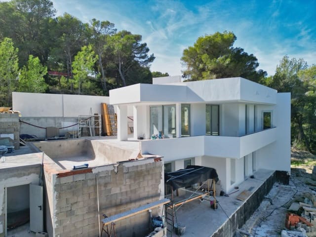 3 soveværelse Villa til salg i Moraira, Teulada-Moraira med swimmingpool - € 1.095.000 (Ref: 9388381)