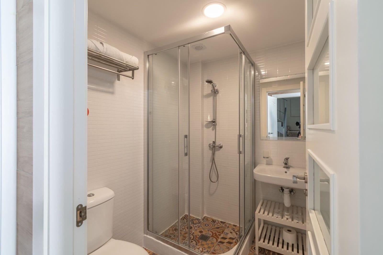 8 bedroom Hotel for sale in Calpe / Calp - € 1,150,000 (Ref: 9388382)