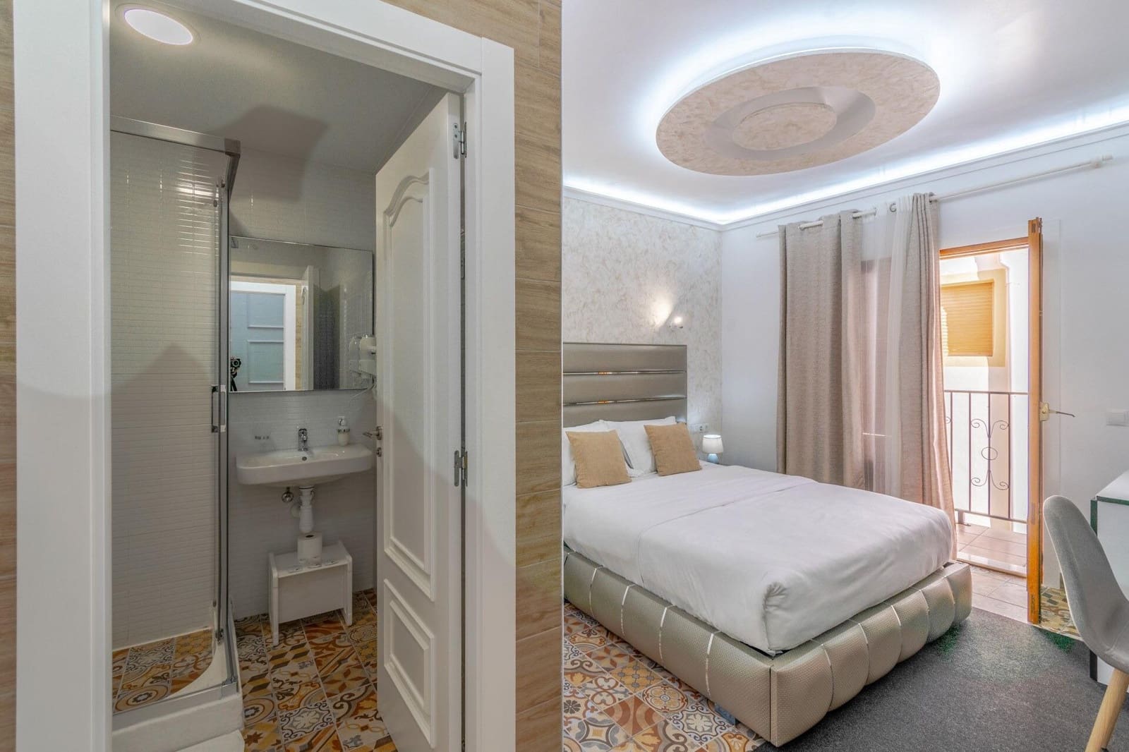 8 bedroom Hotel for sale in Calpe / Calp - € 1,150,000 (Ref: 9388382)