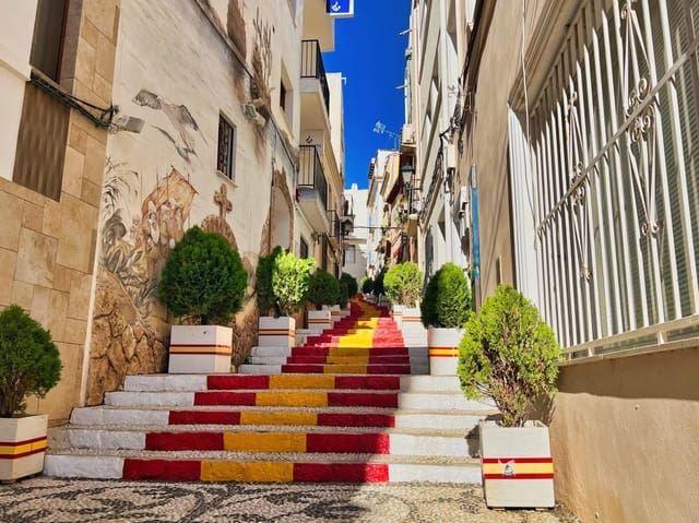 8 sovrum Hotell till salu i Calpe / Calp - 1 150 000 € (Ref: 9388382)