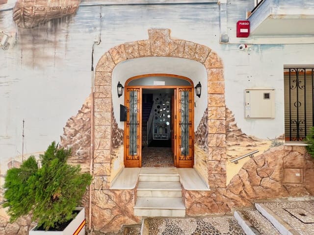 8 sovrum Hotell till salu i Calpe / Calp - 1 150 000 € (Ref: 9388382)