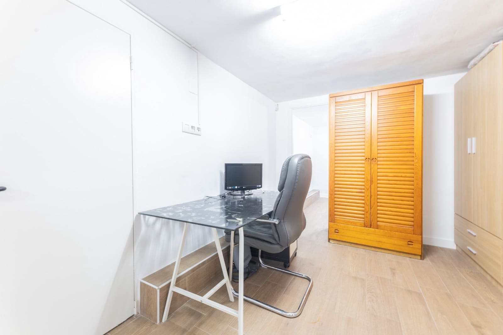 5 sypialnia Willa na sprzedaż w Turis z basenem garażem - 249 000 € (Ref: 9474340)