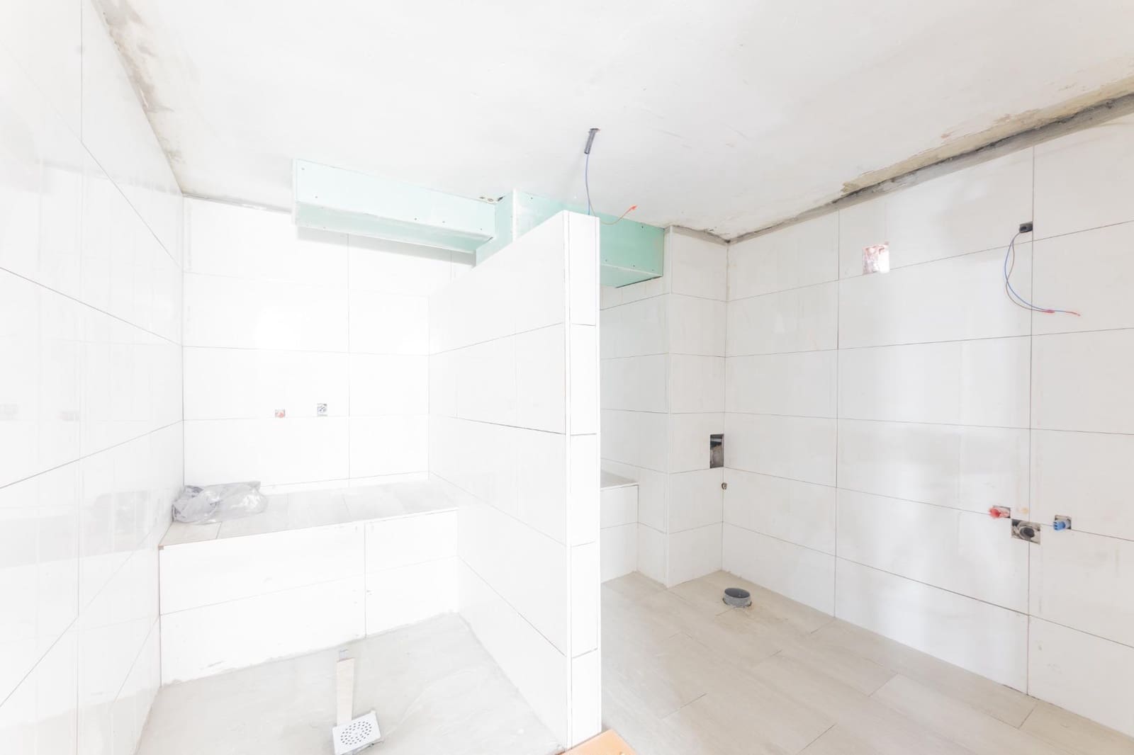 5 sypialnia Willa na sprzedaż w Turis z basenem garażem - 249 000 € (Ref: 9474340)