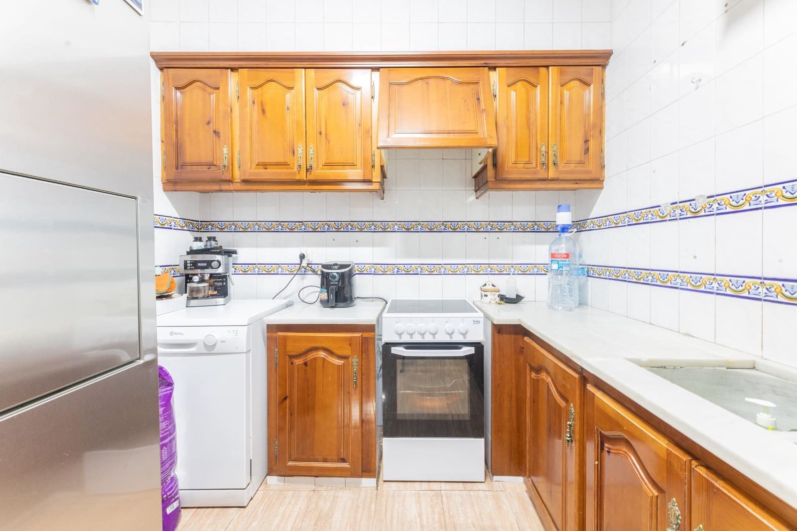 5 sypialnia Willa na sprzedaż w Turis z basenem garażem - 249 000 € (Ref: 9474340)