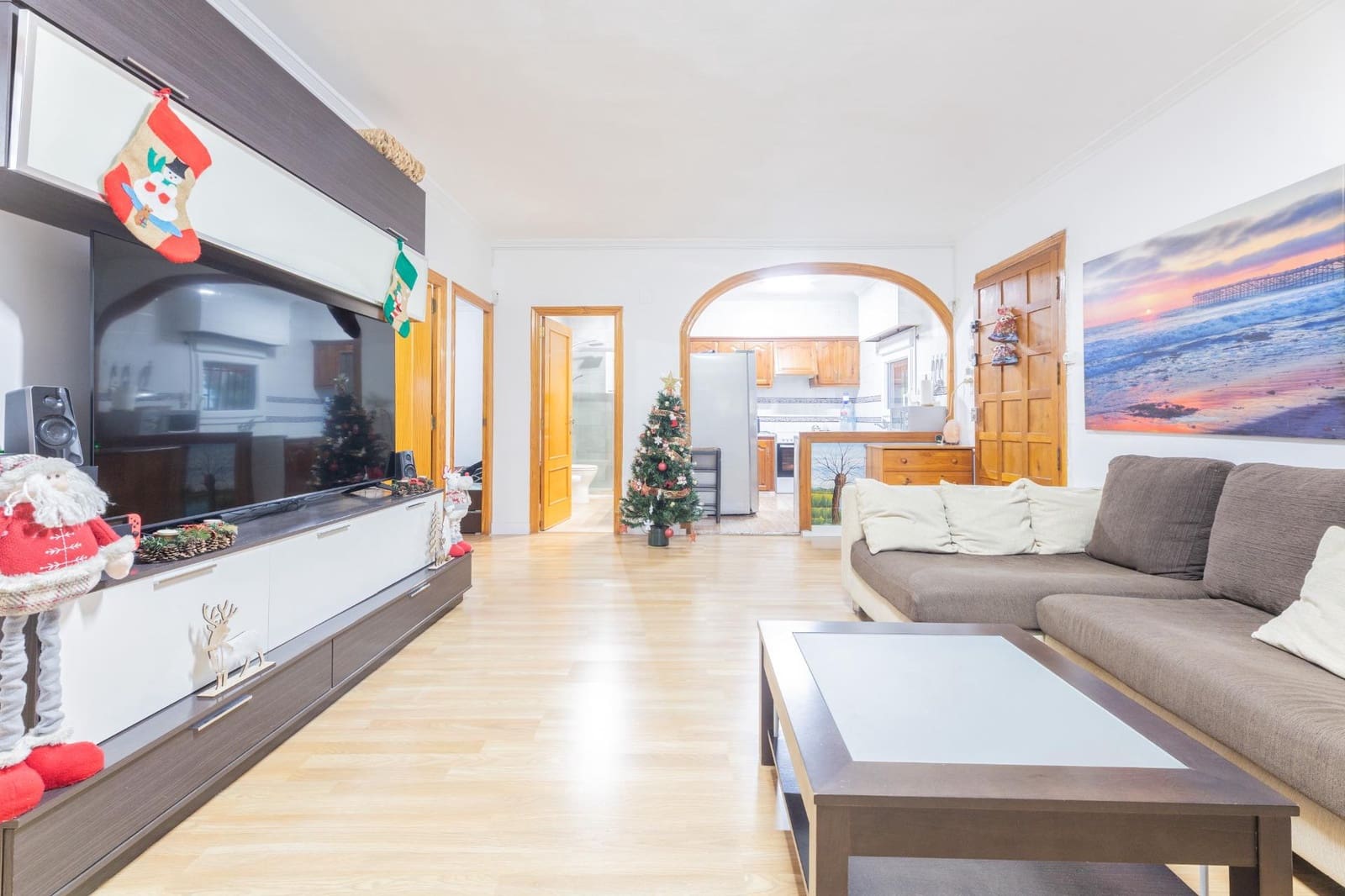 5 sypialnia Willa na sprzedaż w Turis z basenem garażem - 249 000 € (Ref: 9474340)