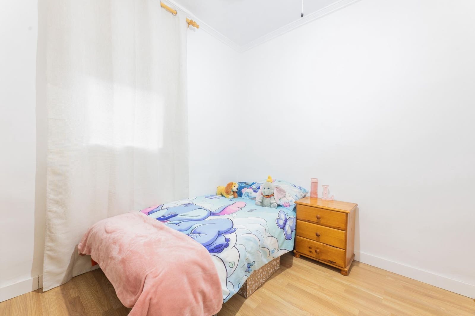 5 sypialnia Willa na sprzedaż w Turis z basenem garażem - 249 000 € (Ref: 9474340)