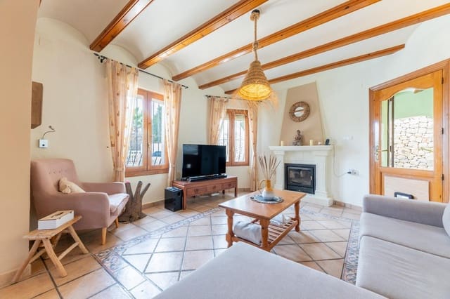 4 soverom Villa til salgs i Oltamar - Cucarres, Calpe / Calp med svømmebasseng garasje - € 620 000 (Ref: 9504550)