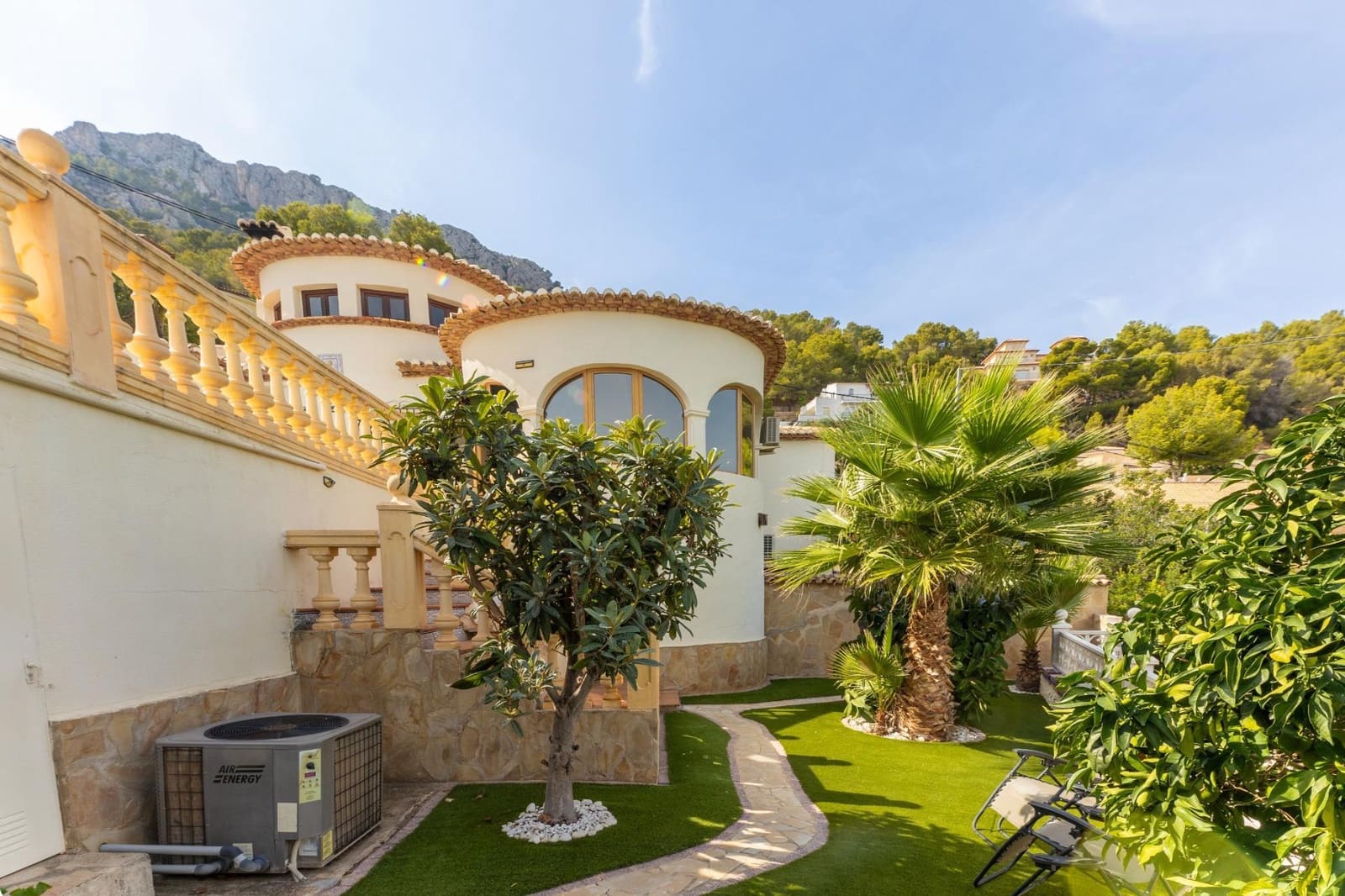 4 soverom Villa til salgs i Calpe / Calp med svømmebasseng garasje - € 620 000 (Ref: 9504550)
