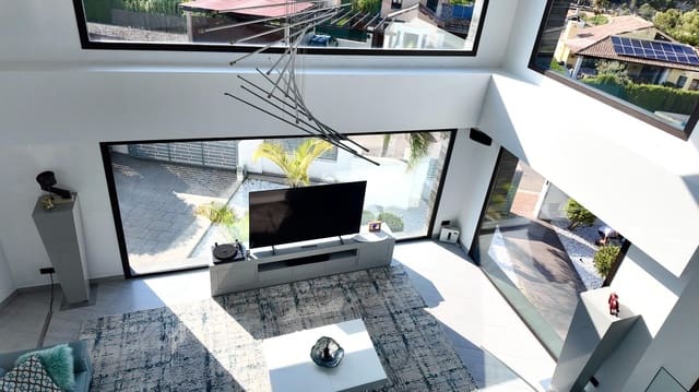 5 soverom Villa til salgs i Javea / Xàbia med svømmebasseng garasje - € 2 350 000 (Ref: 9504551)