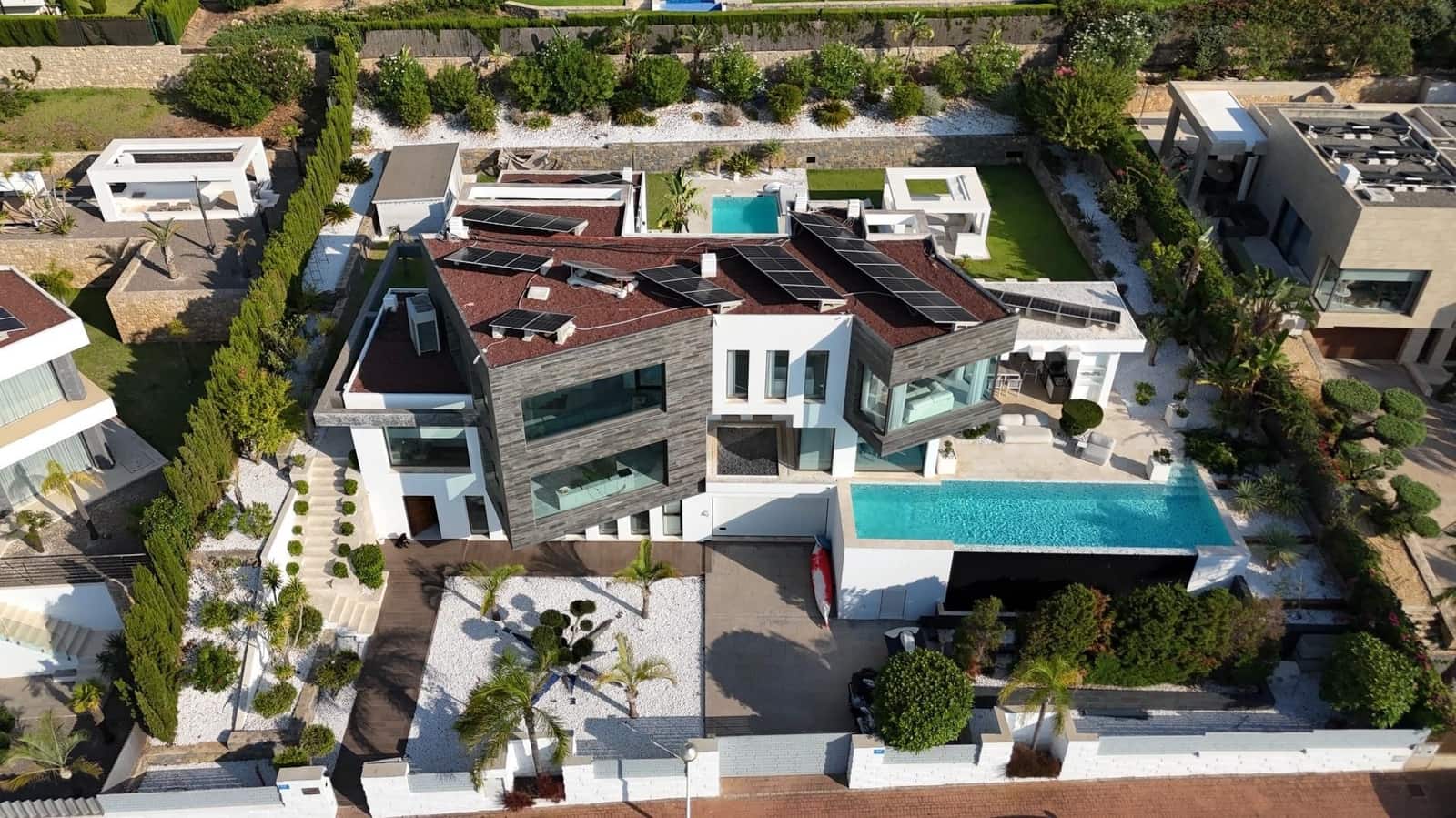 5 bedroom Villa for sale in Javea / Xabia with pool garage - € 2,350,000 (Ref: 9504551)