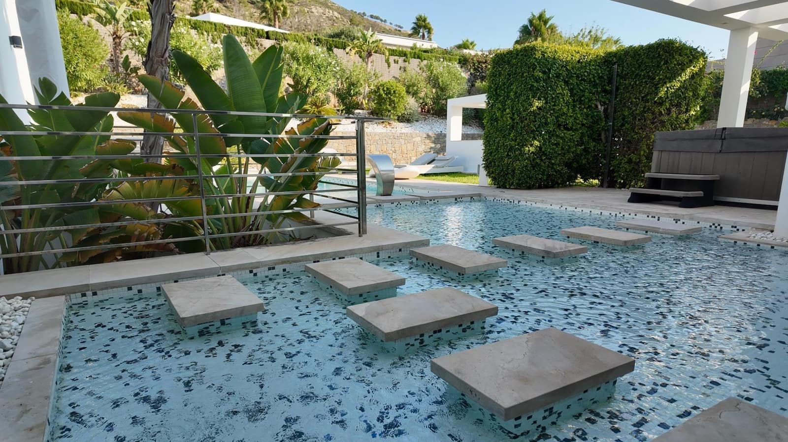5 bedroom Villa for sale in Javea / Xabia with pool garage - € 2,350,000 (Ref: 9504551)
