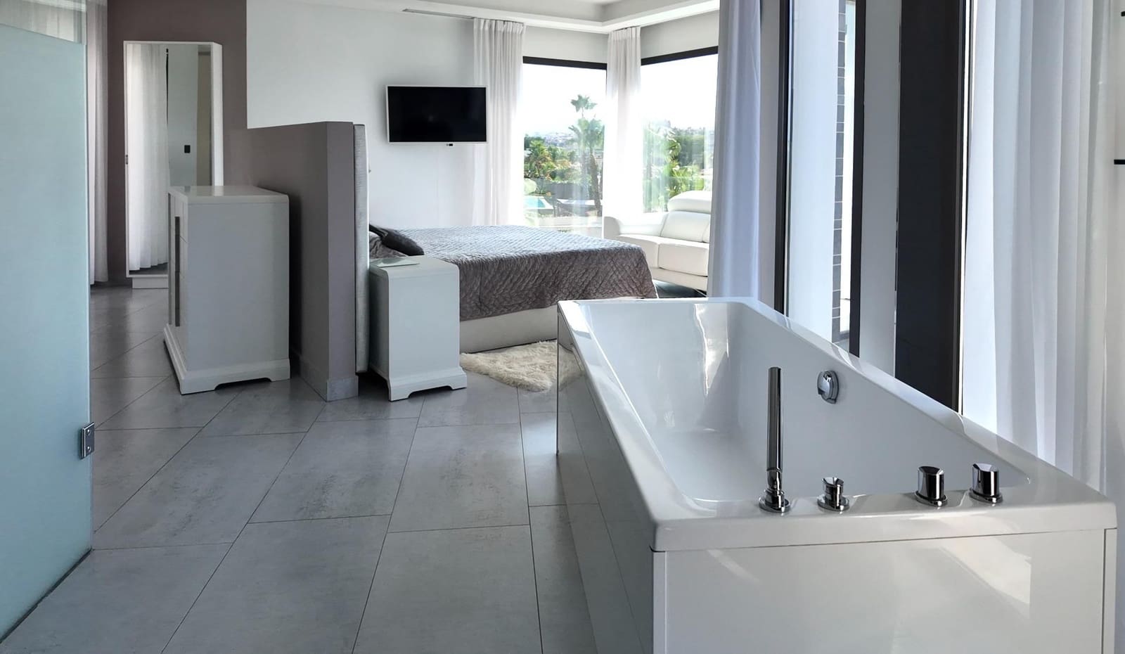 5 bedroom Villa for sale in Javea / Xabia with pool garage - € 2,350,000 (Ref: 9504551)