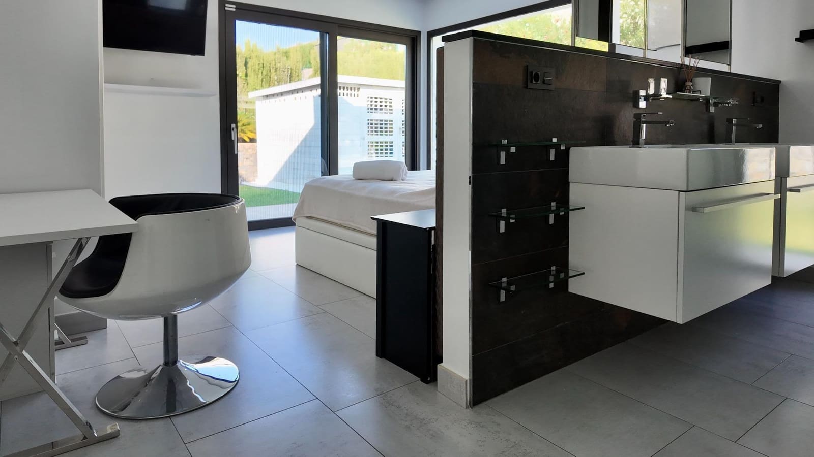 5 bedroom Villa for sale in Javea / Xabia with pool garage - € 2,350,000 (Ref: 9504551)