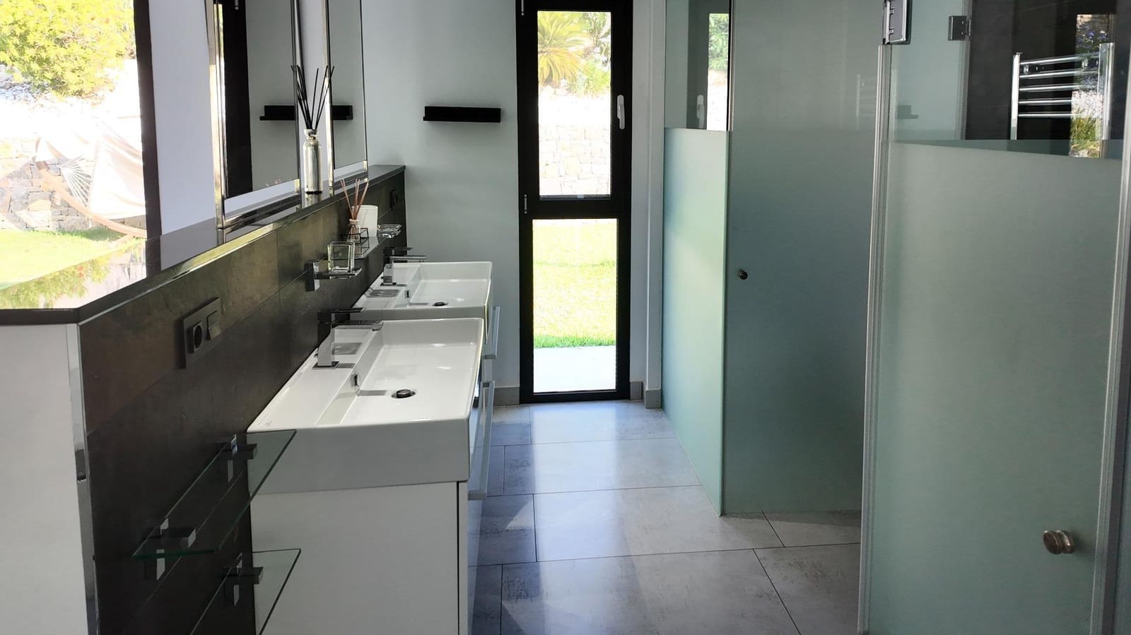 5 bedroom Villa for sale in Javea / Xabia with pool garage - € 2,350,000 (Ref: 9504551)