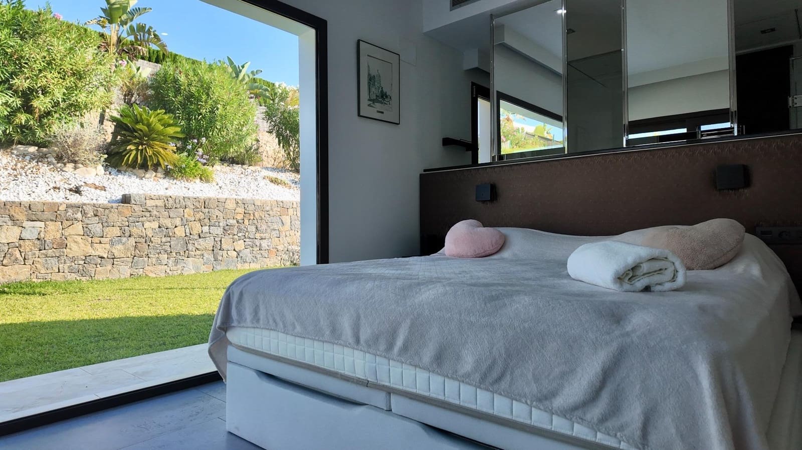 5 bedroom Villa for sale in Javea / Xabia with pool garage - € 2,350,000 (Ref: 9504551)
