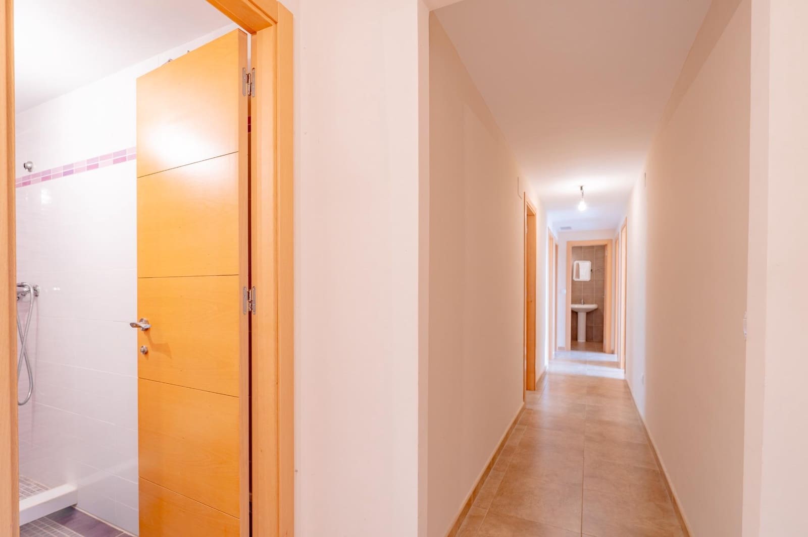 4 makuuhuone Asunto myytävänä paikassa Camporrobles - 75 000 € (Ref: 9691573)