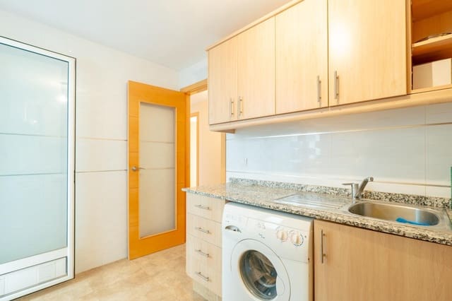 4 slaapkamer Flat te koop in Camporrobles - € 75.000 (Ref: 9691573)