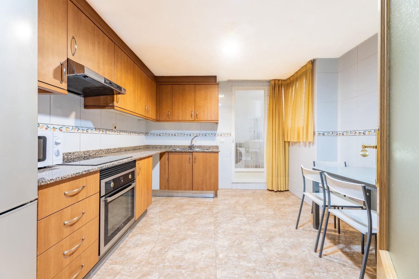 3 bedroom Flat for sale in Onda with garage - € 140,000 (Ref: 9691574)