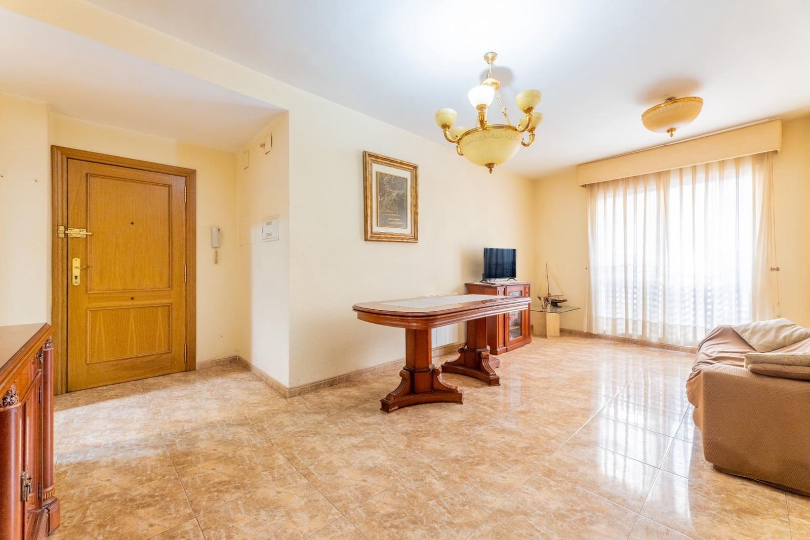 3 bedroom Flat for sale in Onda with garage - € 140,000 (Ref: 9691574)