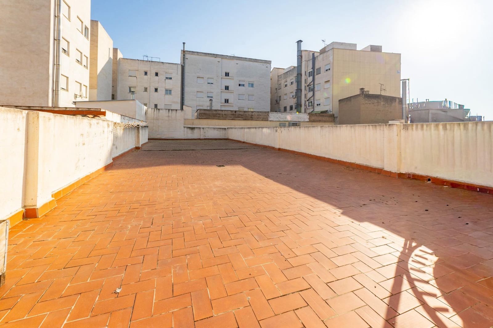 3 bedroom Flat for sale in Onda with garage - € 140,000 (Ref: 9691574)