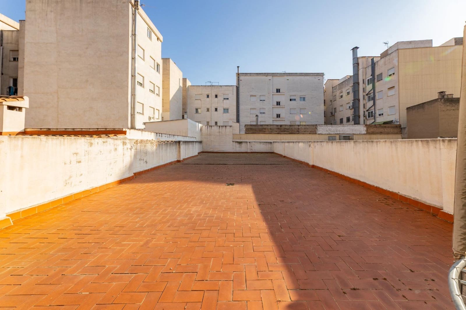 3 bedroom Flat for sale in Onda with garage - € 140,000 (Ref: 9691574)
