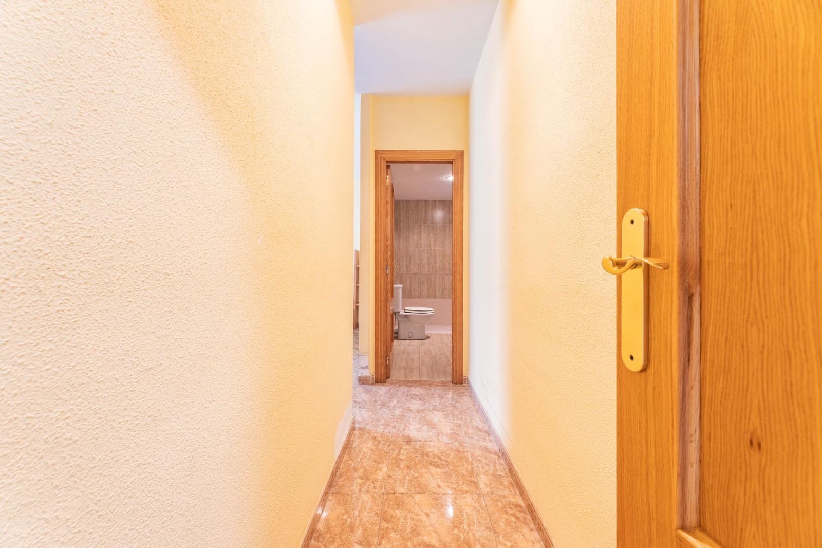 3 bedroom Flat for sale in Onda with garage - € 140,000 (Ref: 9691574)