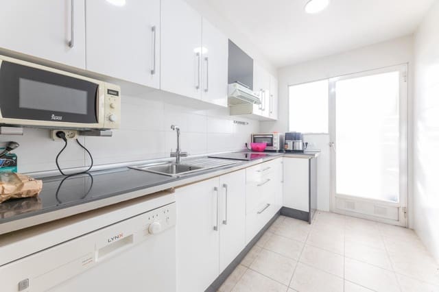 3 makuuhuone Huoneisto myytävänä paikassa Benicàssim mukana uima-altaan - 260 000 € (Ref: 9691575)