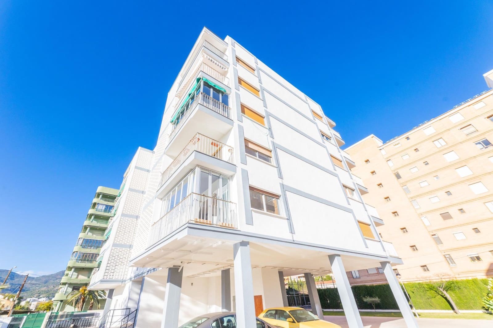 3 bedroom Apartment for sale in Benicassim with pool - € 260,000 (Ref: 9691575)