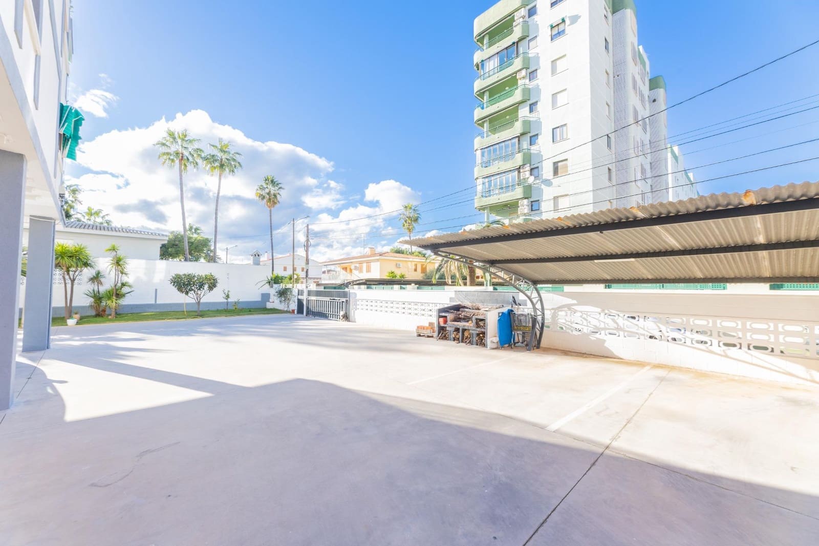 3 bedroom Apartment for sale in Benicassim with pool - € 260,000 (Ref: 9691575)