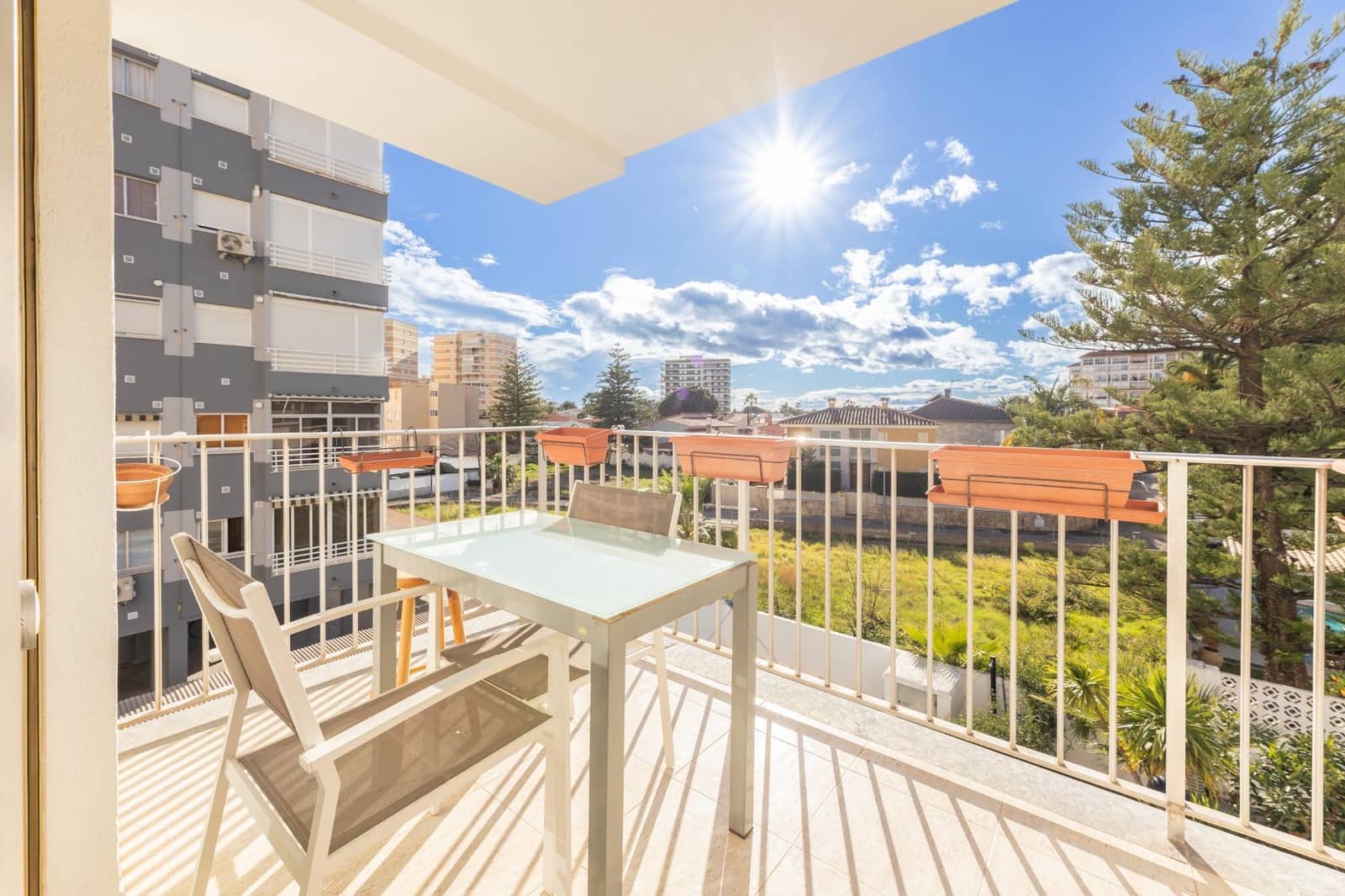 3 bedroom Apartment for sale in Benicassim with pool - € 260,000 (Ref: 9691575)