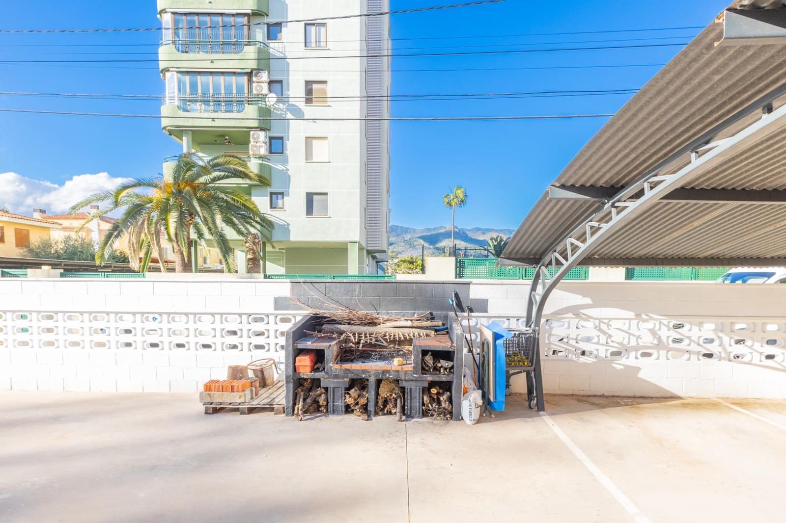 3 bedroom Apartment for sale in Benicassim with pool - € 260,000 (Ref: 9691575)