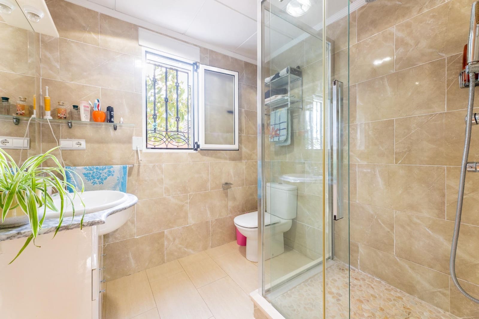 4 chambre Villa/Maison à vendre à Lliria - 498 000 € (Ref: 9691576)